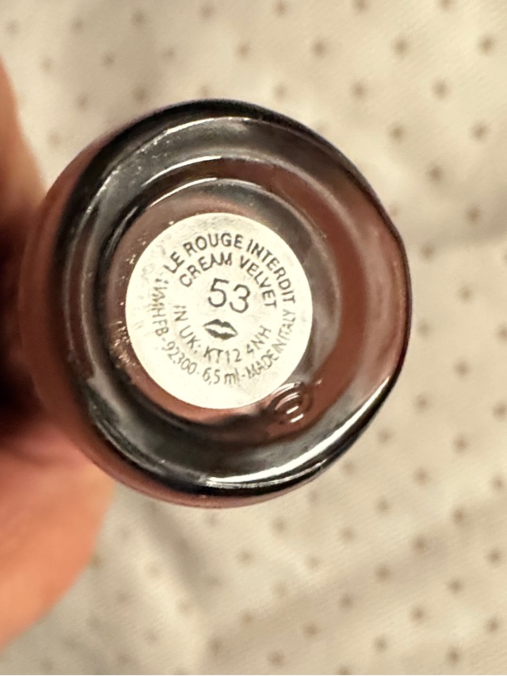 GIVENCHY LE ROUGE INTERDICT CREAM VELVET
Whipped Matte Liquid Lipstick N°53 - Picture 10 of 10